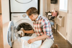 Manutenção de lava e seca: como aumentar a vida útil do aparelho