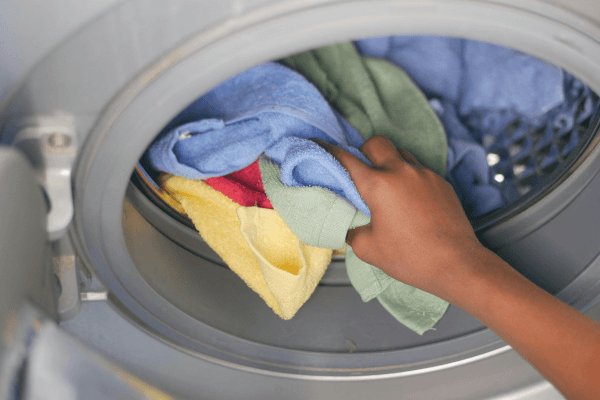 Midea HealthGuard 11kg Titanium Inverter WiFi MF201W110WB: Vale a Pena em 2026?